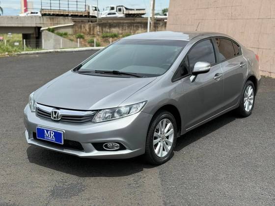 HONDA CIVIC 1.8 LXL 16V FLEX 4P MANUAL